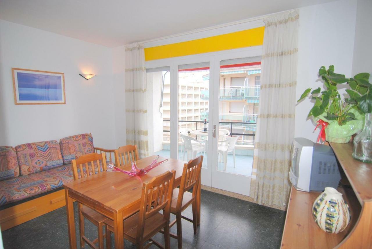 Zeus Alexis II Lägenhet Salou Exteriör bild